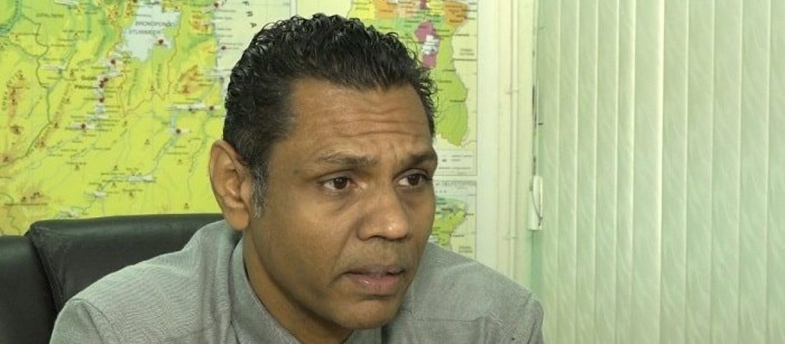 Volksgezondheidsdirecteur-Rakesh-Gajadhar-Sukul