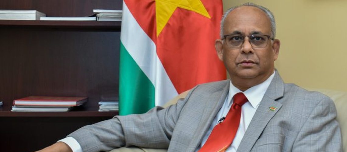 minister-Albert-Ramdin-van-Buitenlandse-Zaken